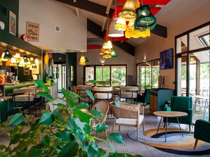 Bar (on property) - Ibis Amboise (Amboise)