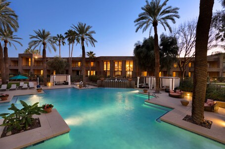 DoubleTree Resort by Hilton Paradise Valley Scottsdale - Image 2