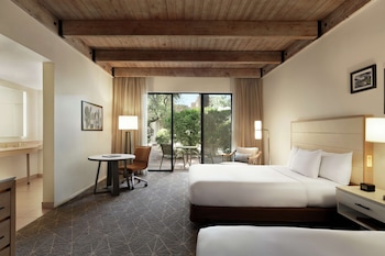 Hotel room view looking out at DoubleTree Resort by Hilton Paradise Valley - Scottsdale