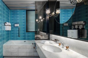 Hair dryer, bathrobes, slippers, towels - InterContinental TAIF by IHG (Taif)