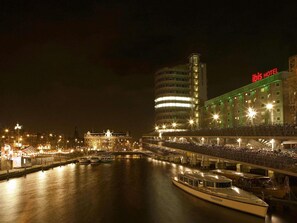 Exterior - ibis Amsterdam Centre (Amsterdam)