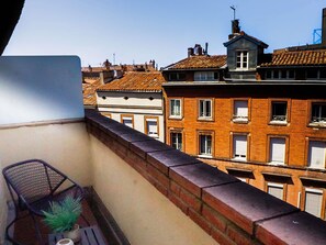 Minibar, coffres-forts dans les chambres, rideaux occultants