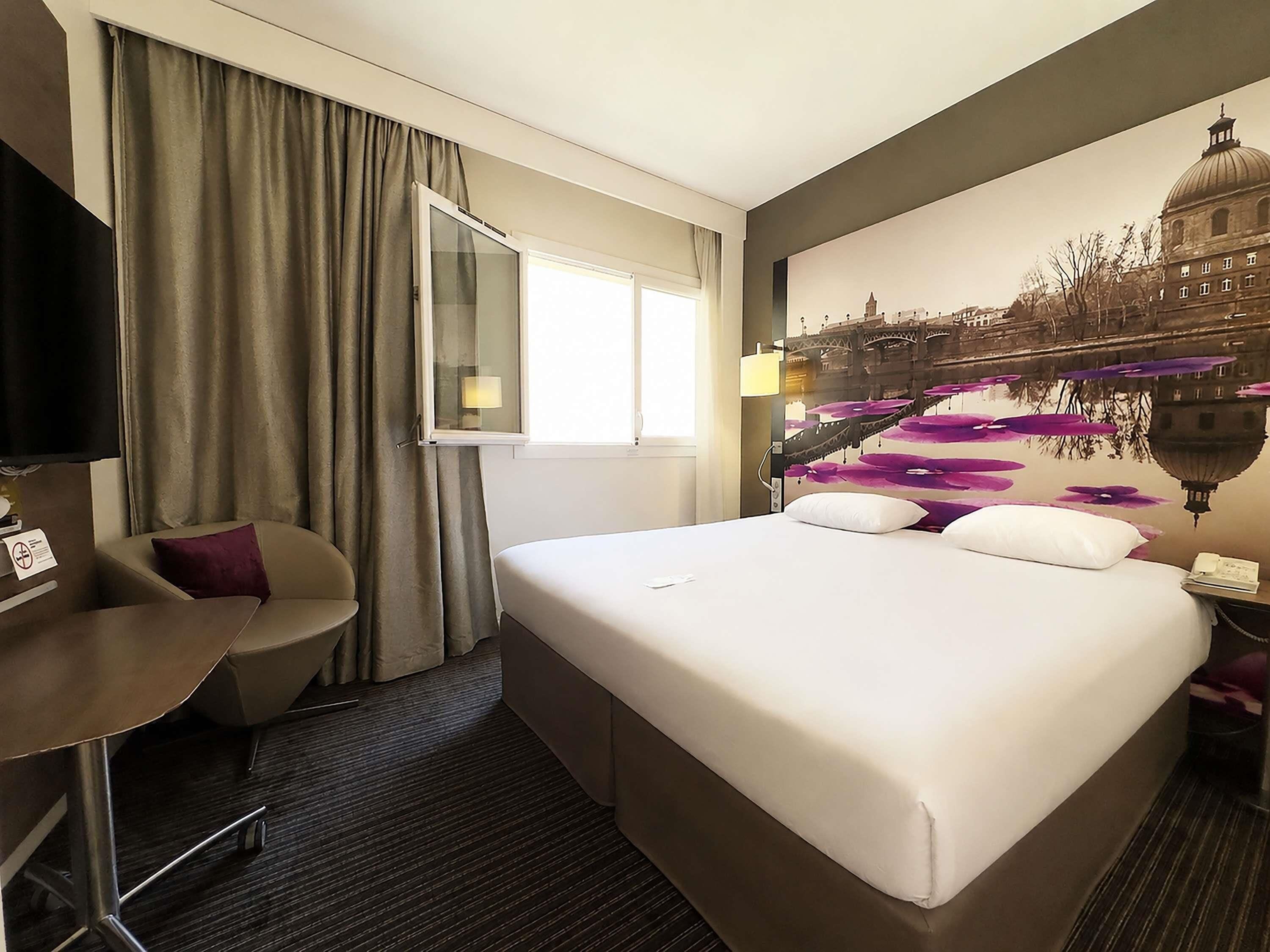 Minibar, in-room safe, blackout drapes, soundproofing