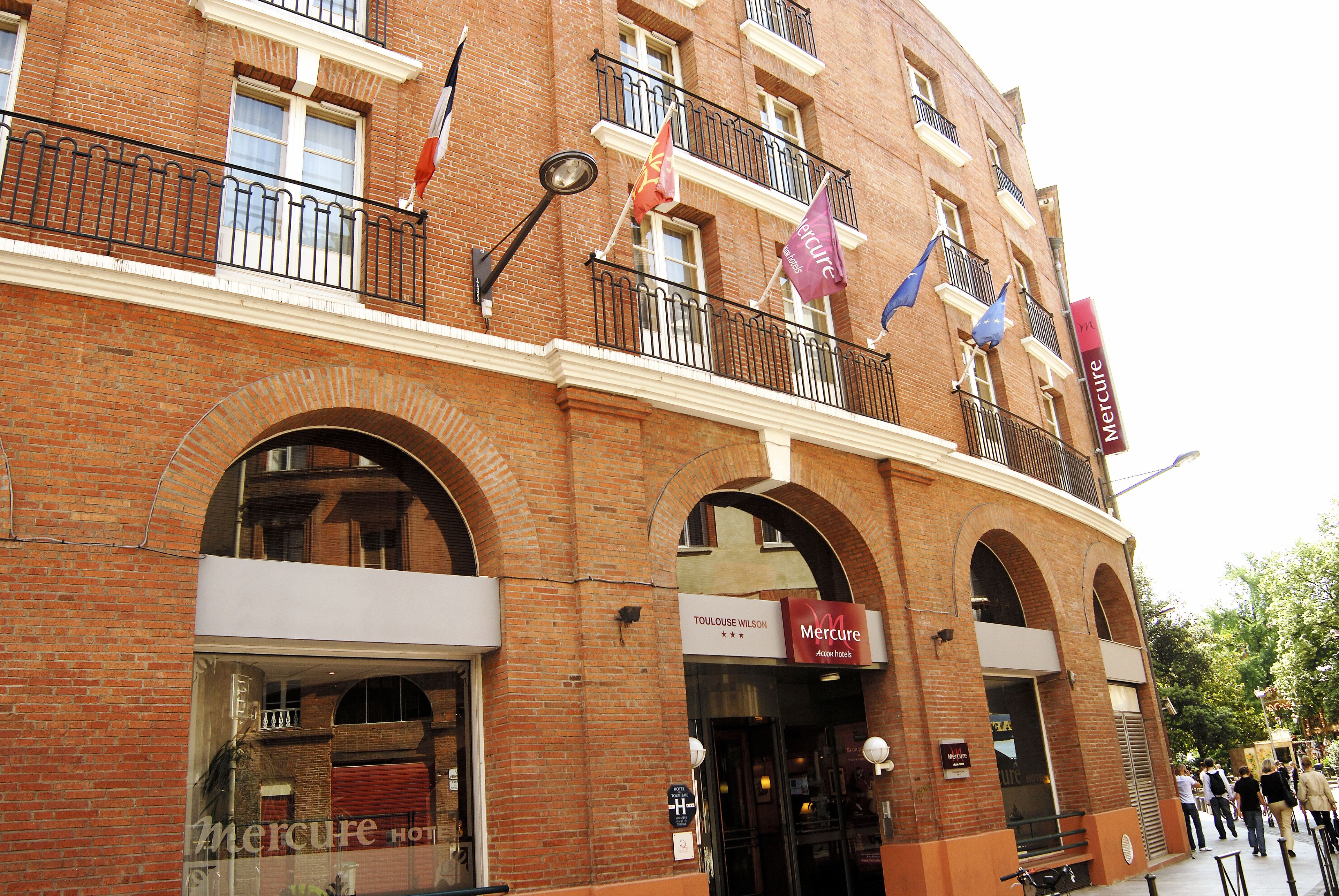 self-parking (surcharge) 20 per night