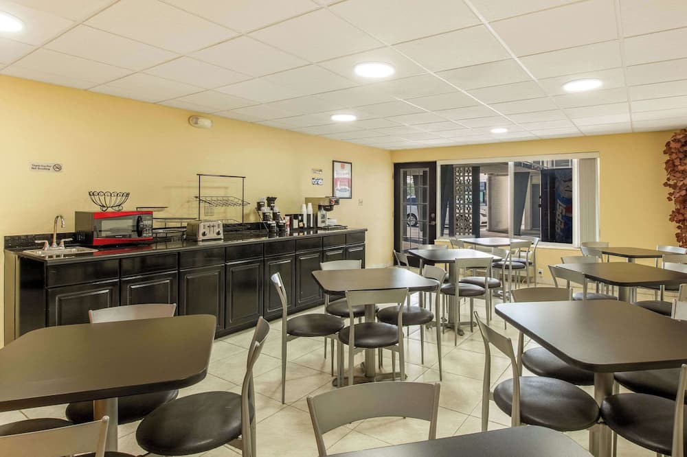 Econo Lodge Fort Knox - Fort Knox