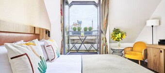 Plaza Tour Eiffel Hotel