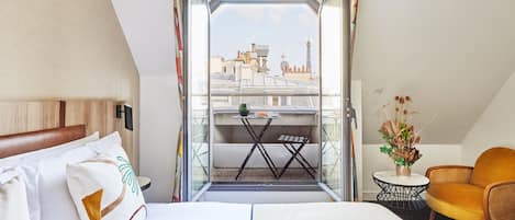 Superior Room (Eiffel Tower)