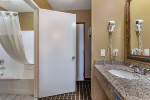 Desk, laptop workspace, blackout curtains, iron/ironing board - Quality Inn & Suites Westminster Seal Beach (Westminster)