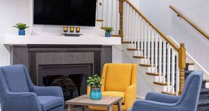 Travelodge Suites by Wyndham Saint John