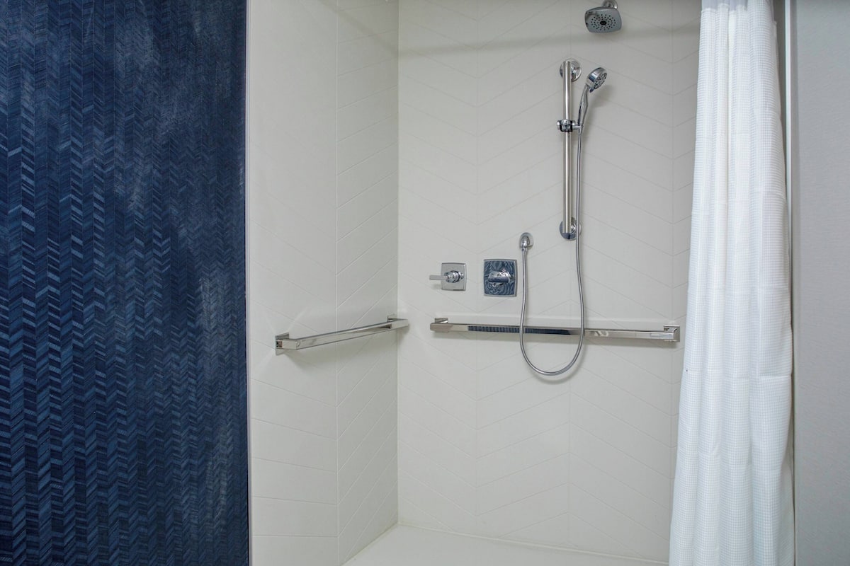 Free toiletries, hair dryer, towels