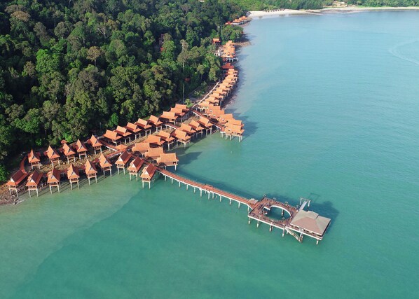 Premier Chalet on Water | Beach/ocean view