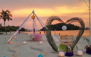 On the beach, free beach cabanas, beach umbrellas, beach towels - Berjaya Langkawi Resort (Langkawi)