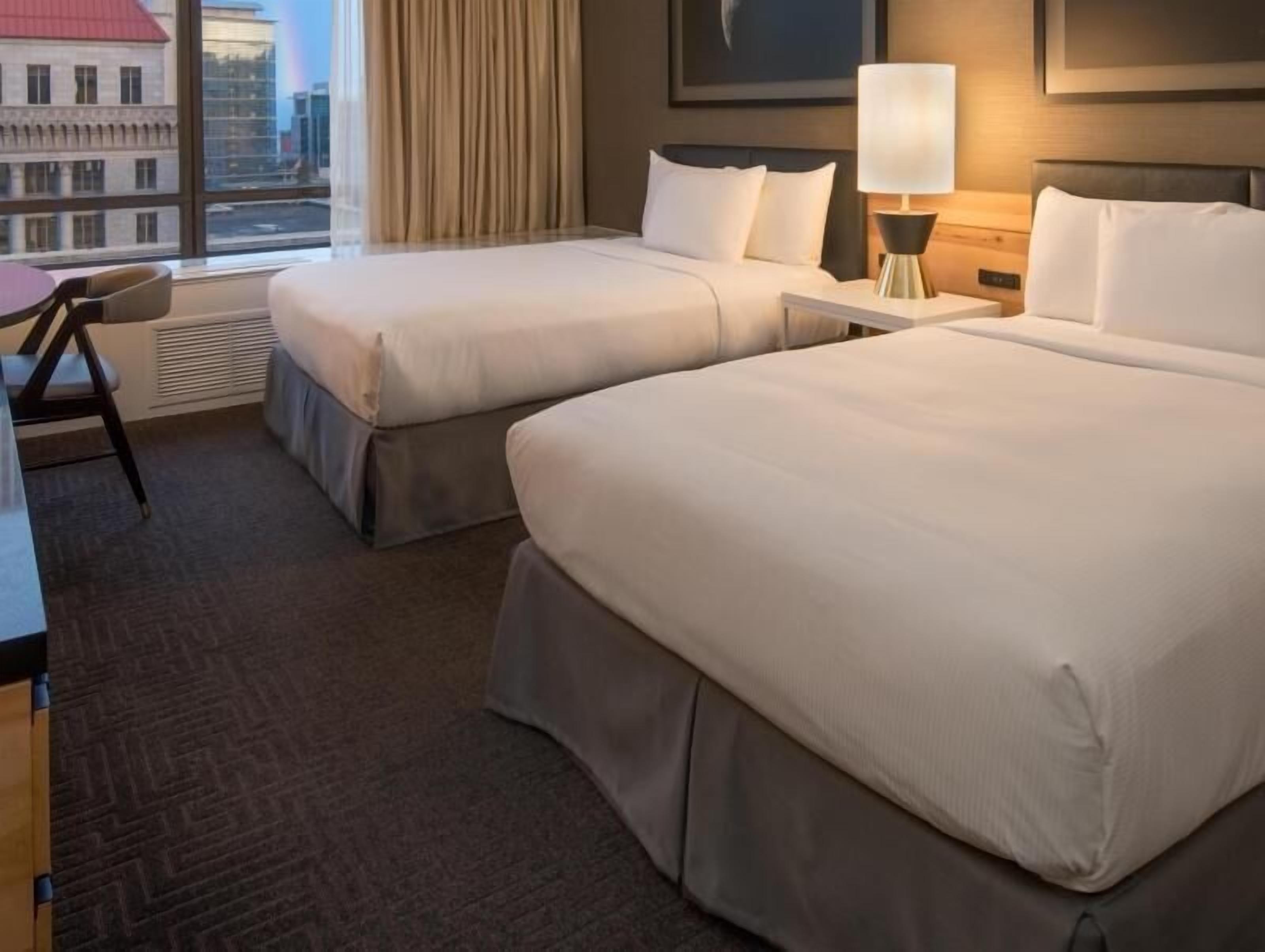 Egyptian cotton sheets, premium bedding, down comforters, pillowtop beds