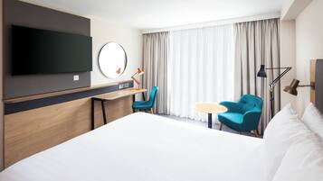 1 bedroom, in-room safe, desk, laptop workspace