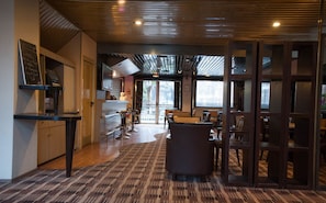 Restaurant - Median Paris Congres Hotel (Paris)