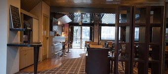 Median Paris Congres Hotel
