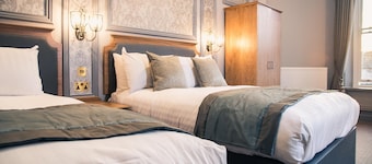 Royal Kings Arms Hotel