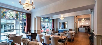 Royal Kings Arms Hotel