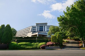 Exterior - Hyatt Regency Suites Atlanta Northwest (Marietta)