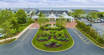 Sea Crest Beach Resort