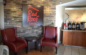 Lobby - Red Roof Inn Madison, WI (Madison)