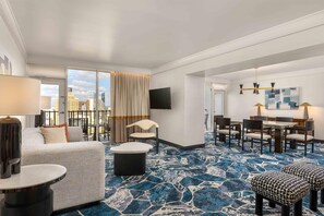 Room (Parlor) | Living area | LCD TV, video-game console, pay movies