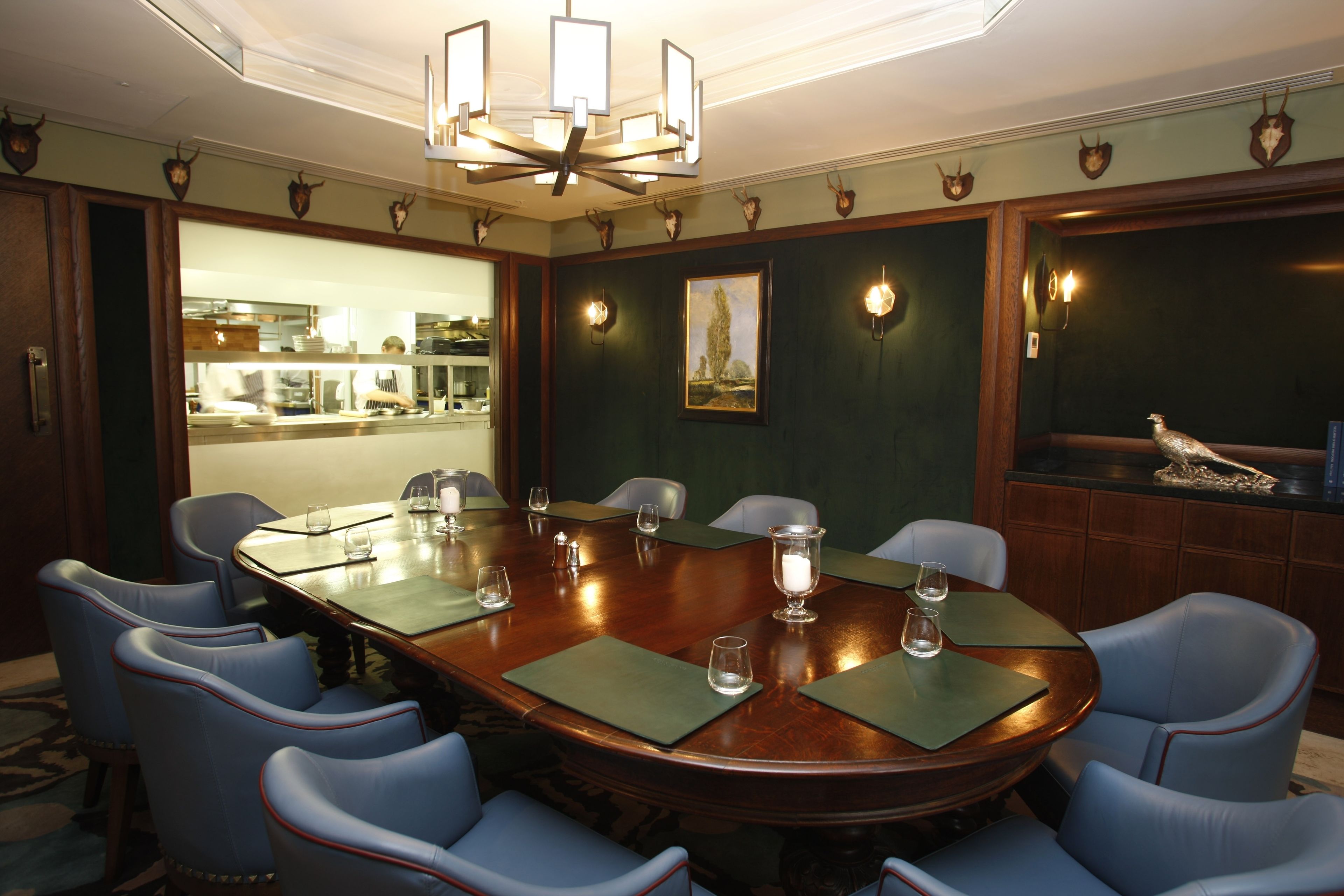 breakfast, lunch and dinner served