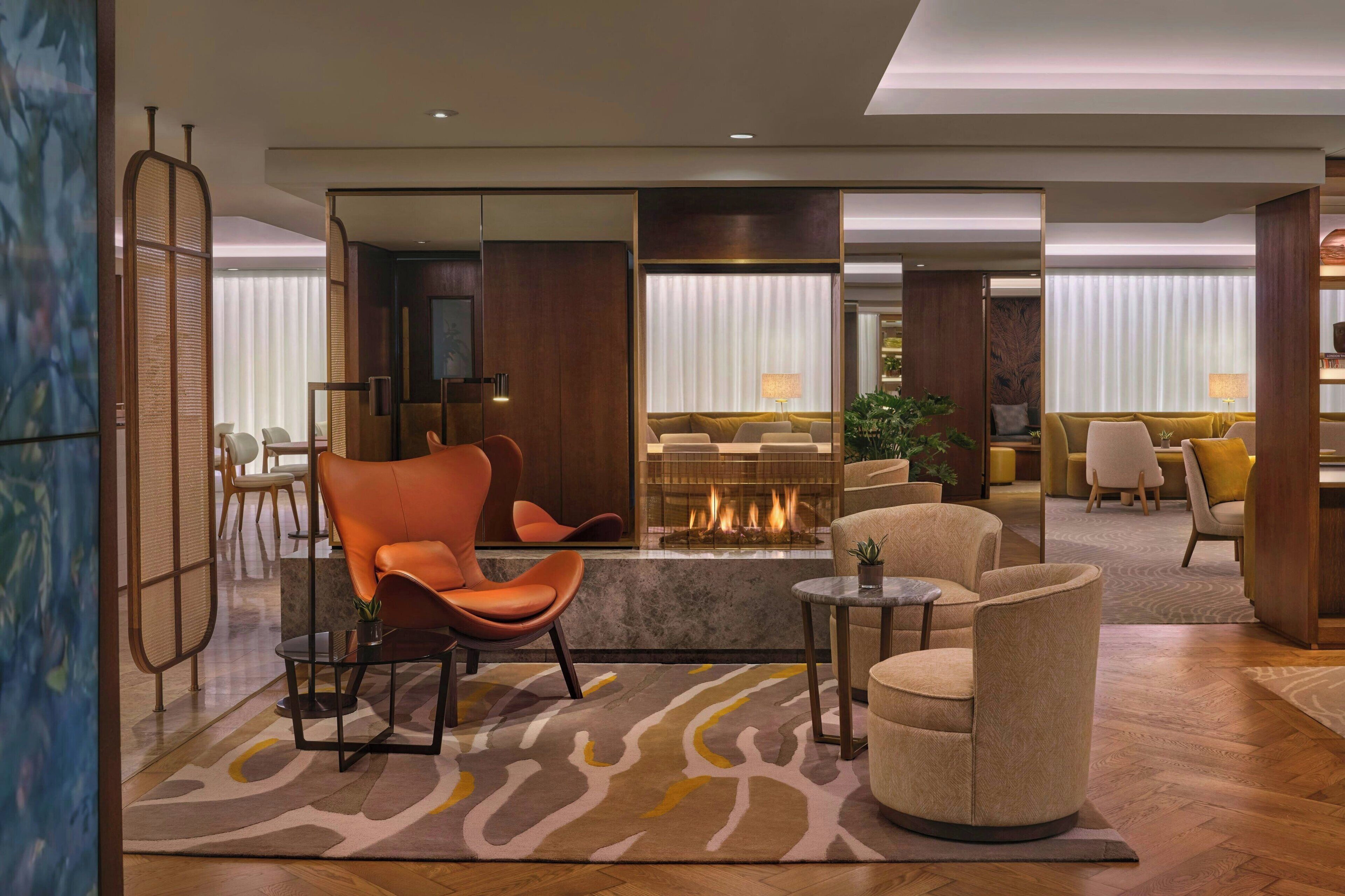 serves lunch and dinner