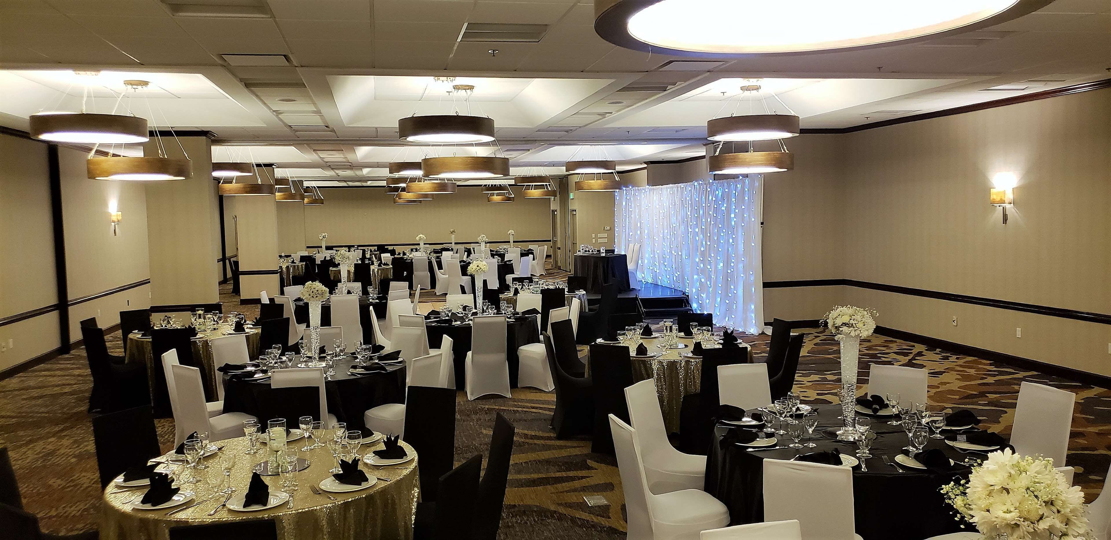 Photo - Embassy Suites by Hilton Seattle North Lynnwood