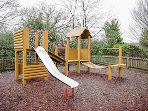 Children’s play area – outdoor