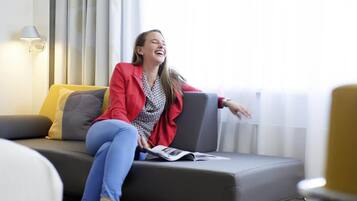 Superior Room, 1 Queen Bed (Premium) | Minibar, in-room safe, desk, iron/ironing board