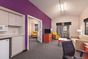 Suite, 1 King Bed, Non Smoking | Desk, iron/ironing board, free WiFi, bed sheets - La Quinta Inn by Wyndham Odessa (Odessa)