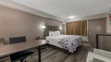 Superior Room, 1 King Bed, Non Smoking | In-room safe, desk, blackout drapes, free WiFi