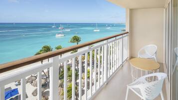 Hochwertige Bettwaren, Daunenbettdecken, Pillowtop-Betten, Zimmersafe