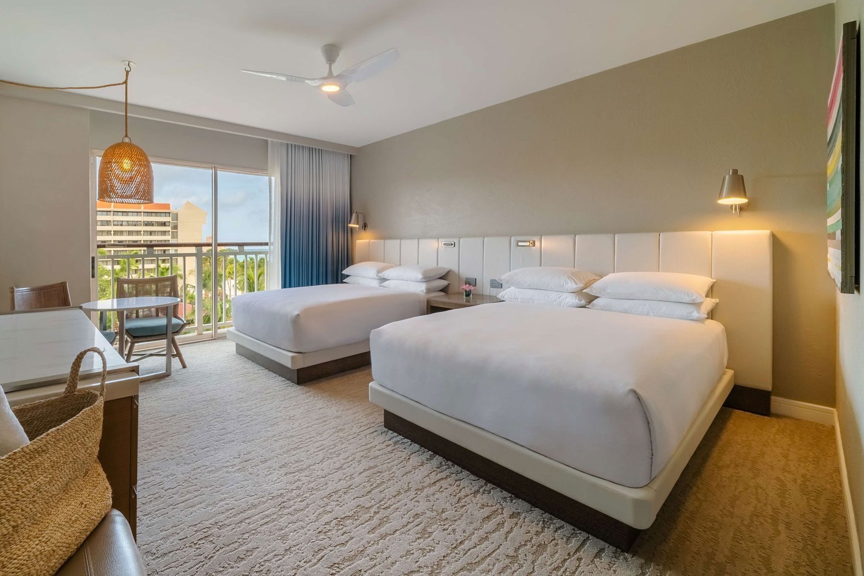 Ropa de cama de alta calidad, edredón y camas con pillow-top 