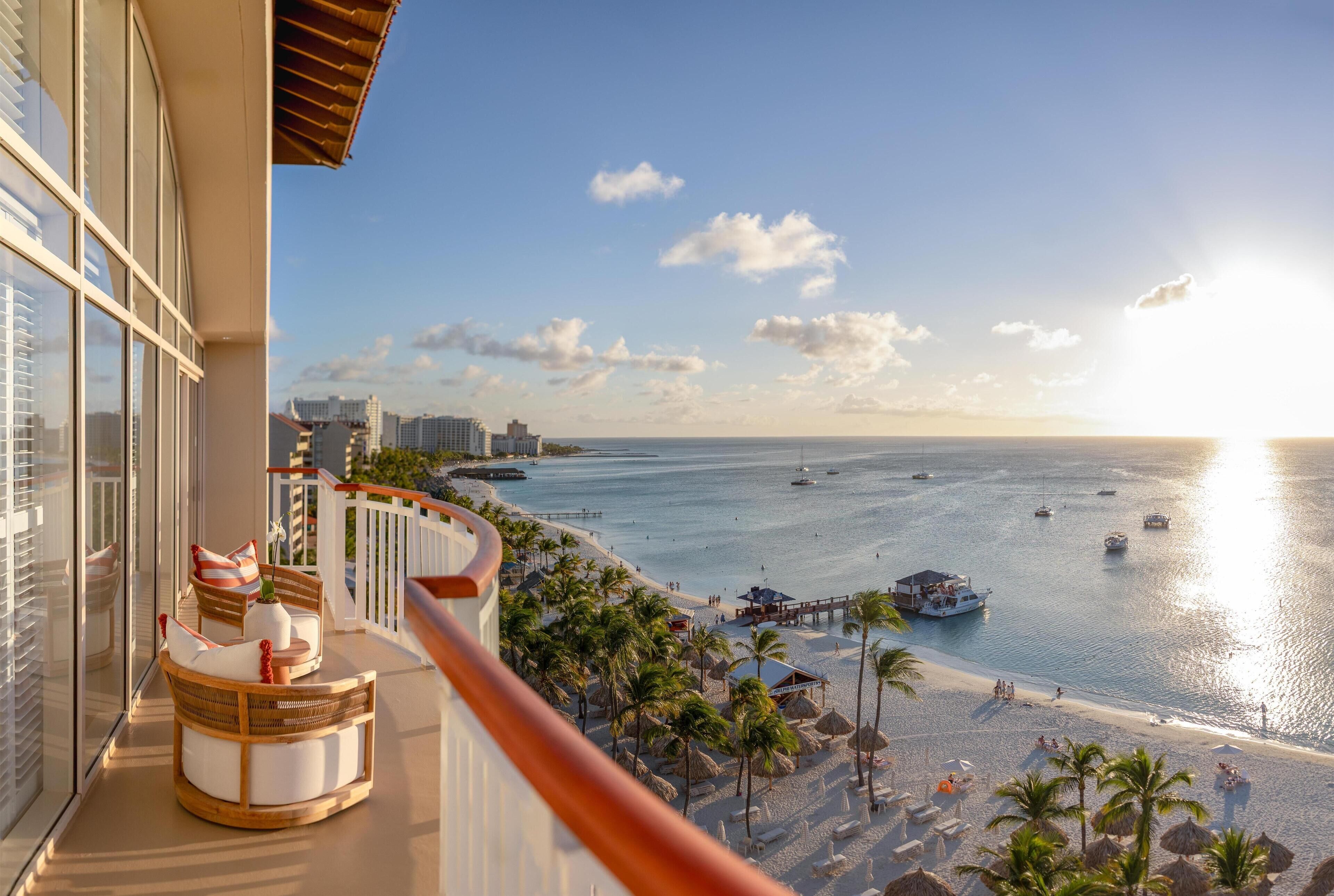 高級寝具、羽毛の掛け布団、ピロートップベッド、セーフティボックス (室内)