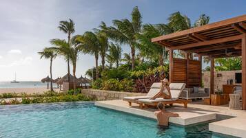 2 Außenpools, Cabañas (gegen Gebühr), Sonnenschirme