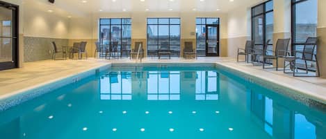 Una piscina cubierta