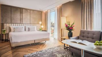 1 bedroom, minibar, in-room safe, desk