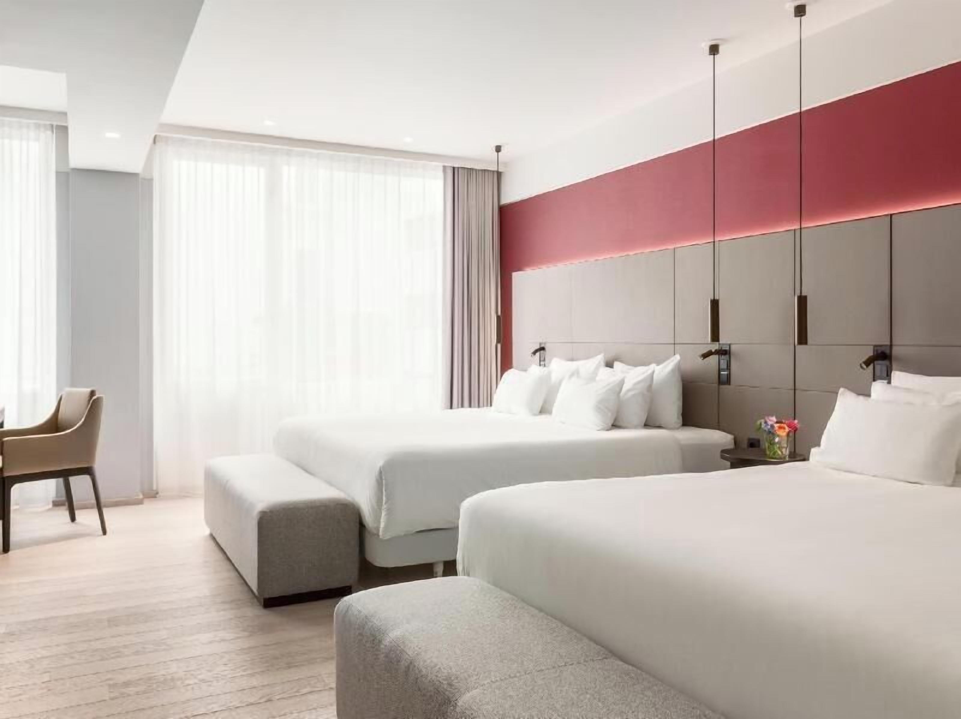 Minibar, in-room safe, desk, soundproofing