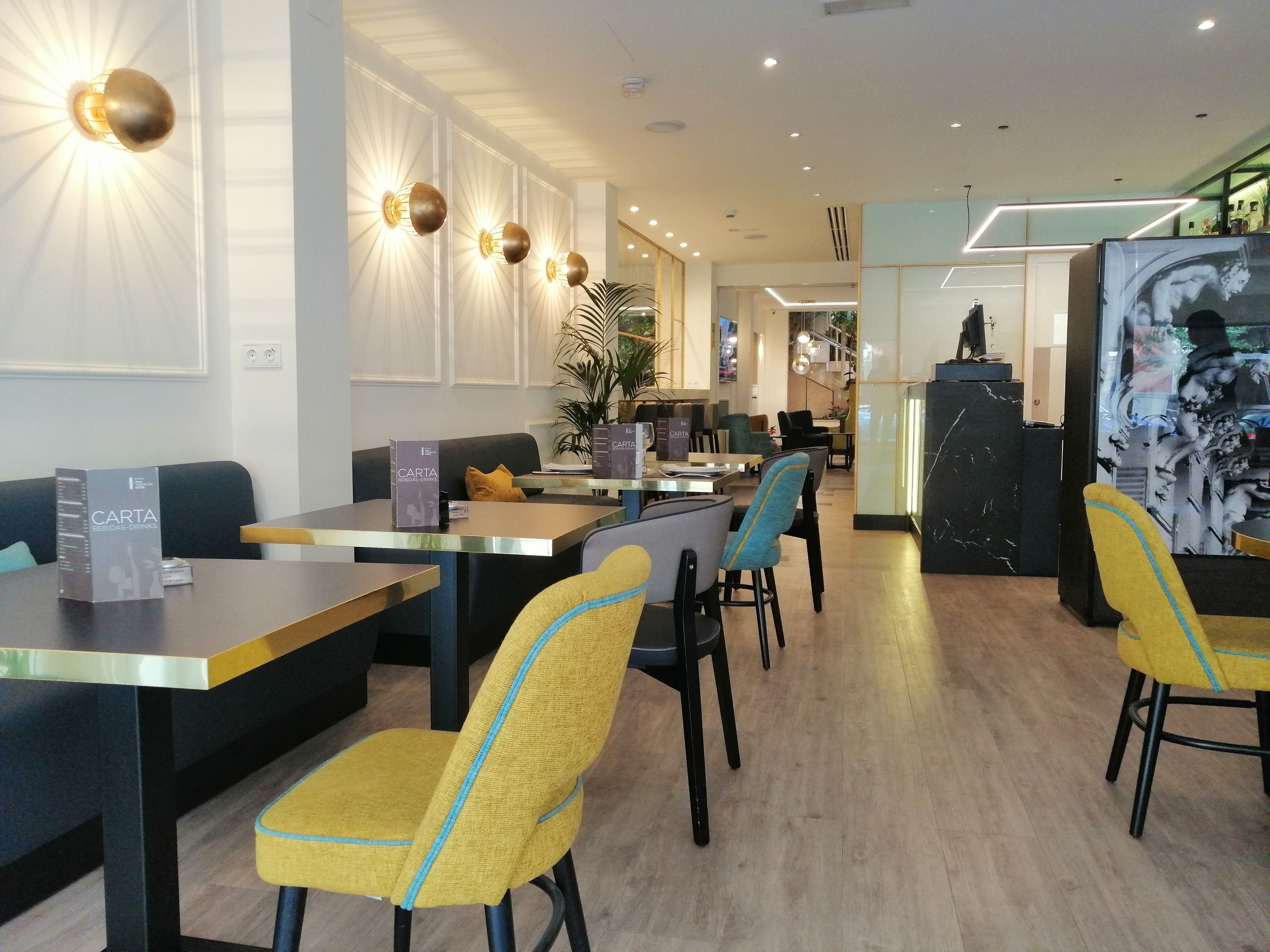 Photo - Gran Versalles