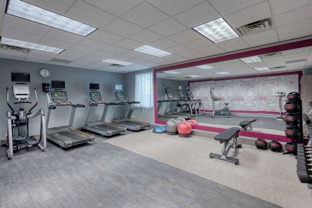 Crowne Plaza Indianapolis Airport - Image 31
