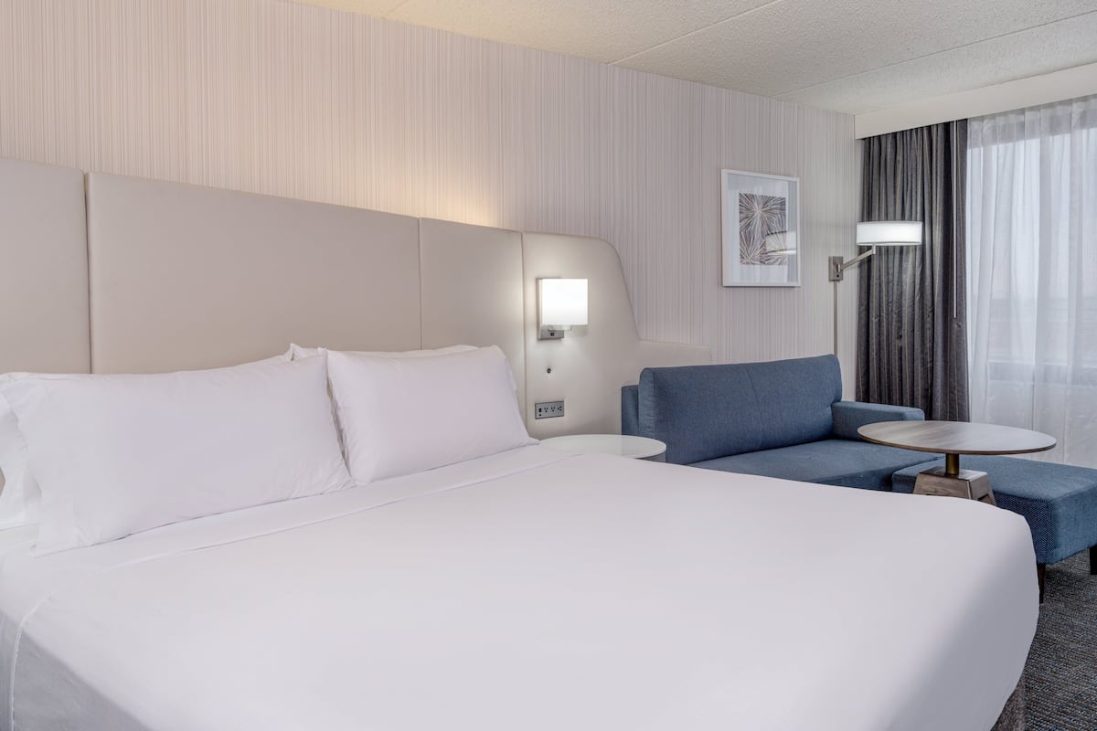 Premium bedding, desk, blackout curtains, iron/ironing board