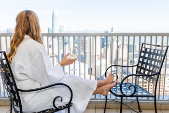 Hypo-allergenic bedding, in-room safe, desk, iron/ironing board at Hilton San Francisco Union Square