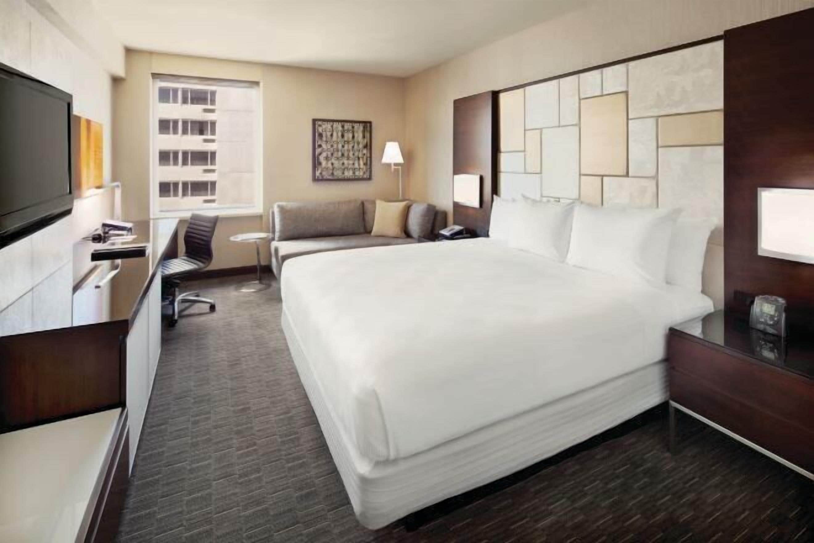 Hypo-allergenic bedding, in-room safe, desk, iron/ironing board