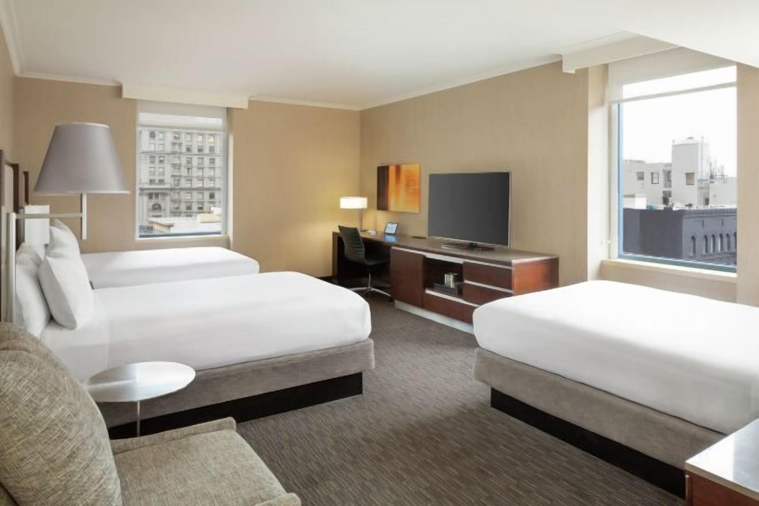 Hypo-allergenic bedding, in-room safe, desk, iron/ironing board