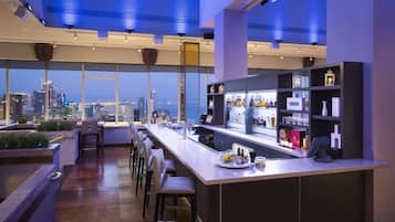 2 bars, bar sur le toit, lounge dans le hall