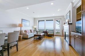 42-吋平面電視、有線頻道、電視