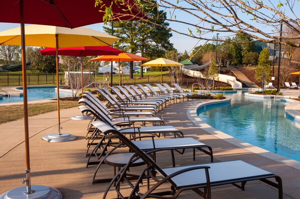 Indoor pool, seasonal outdoor pool, pool umbrellas, sun loungers