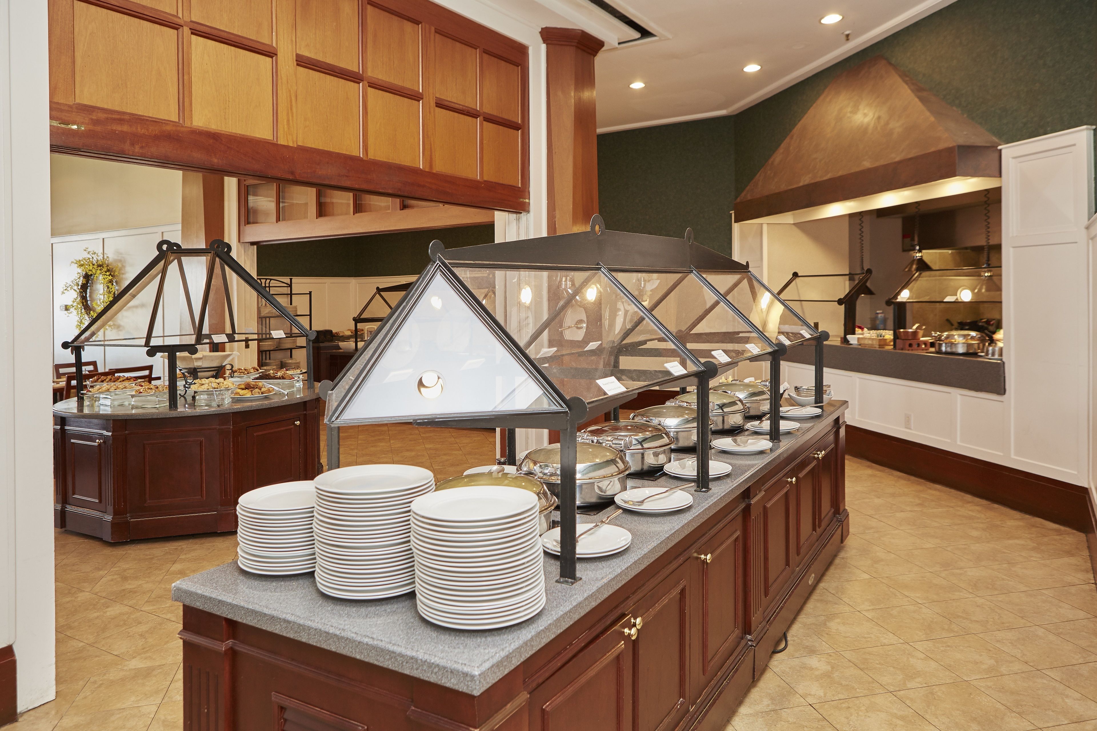 Desayuno buffet (USD 25 por persona) 